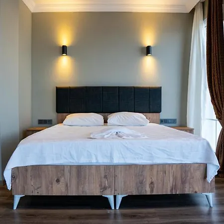 Carpe Diem Gold Otel 2*